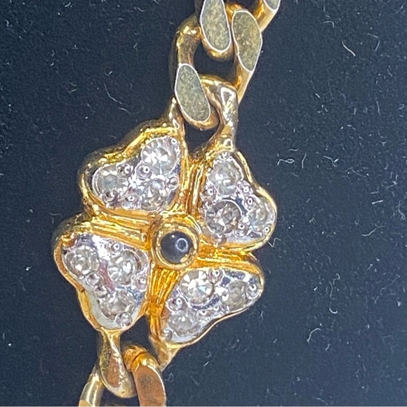 Vintage VB Marked Cuban Gold Tone Chain Necklace With 4 Crystal Flowers - Picture 5 of 11